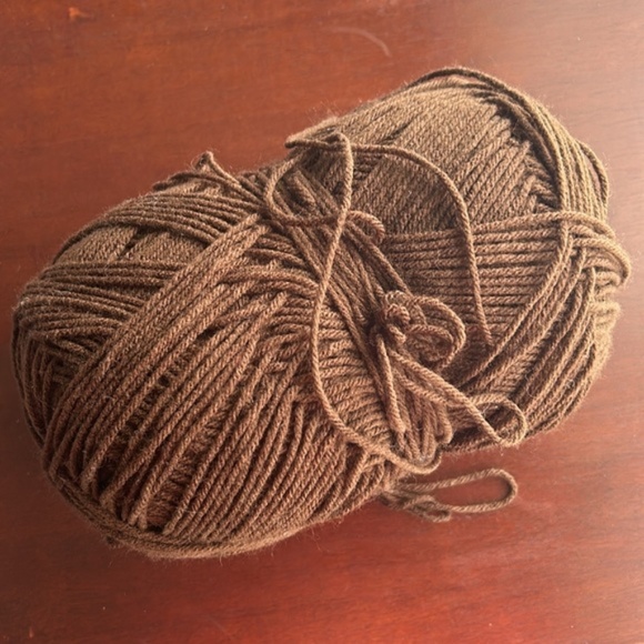 Brown yarn (Left over) - Picture 2 of 4
